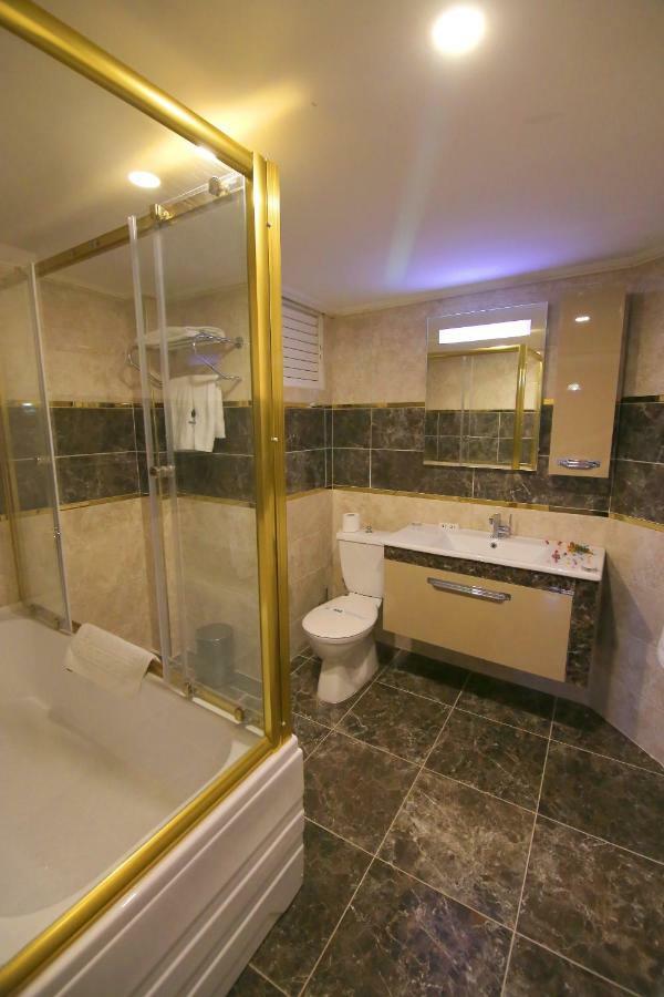 Aykut Palace Otel Iskenderun Bagian luar foto