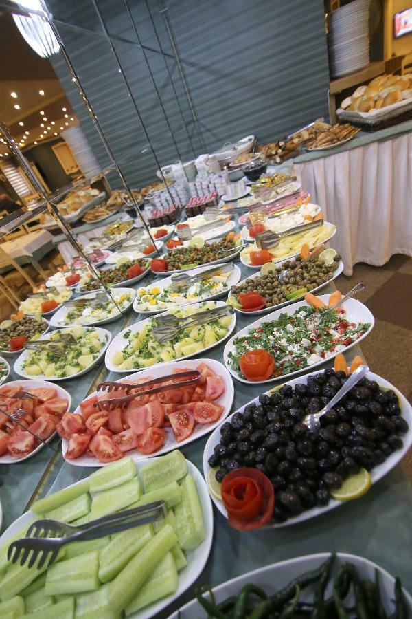 Aykut Palace Otel Iskenderun Bagian luar foto